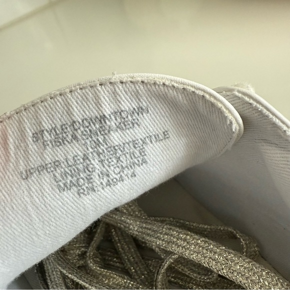 Johnny Was Downtown Fiska Floral Leather Sneakers White Blue Stripe Size 10 - Picture 6 of 8